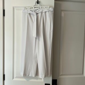 Crop pants; white; never worn
